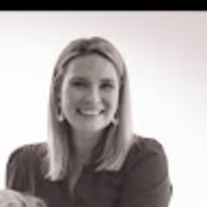 Meet your Posher, Caitlin